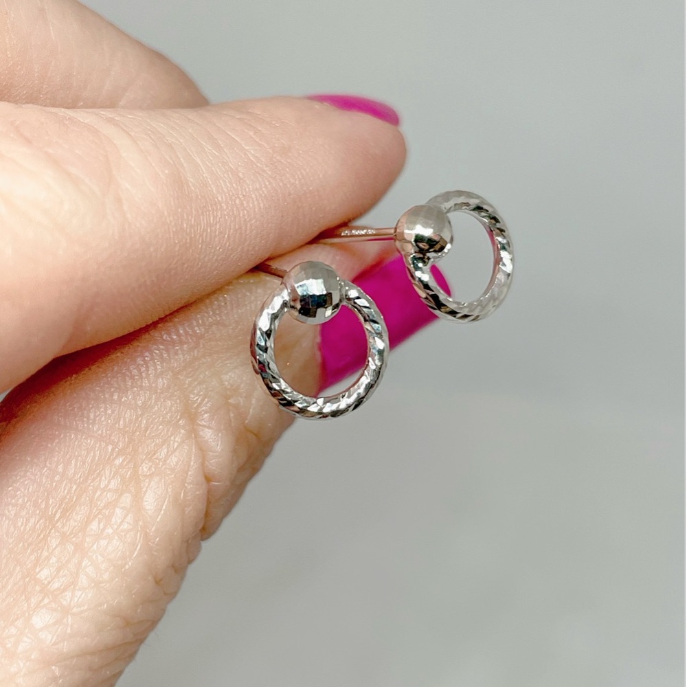 14k White Gold Polished Twisted Circle Stud Earrings